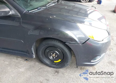 2012 Subaru Legacy 2.5I z USA, uszkodzony, nr VIN 4S3BMBA63C3034643